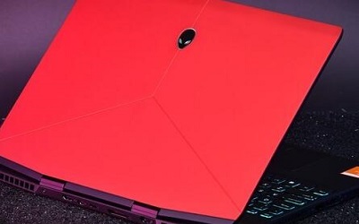 Alienware m15笔记本用u深度U盘安装win10系统的操作教程 