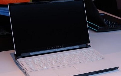 Alienware Area-51m笔记本用u深度U盘安装win10系统的操作教程 